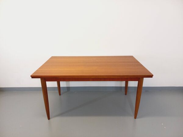 Table à manger style scandinave vintage des années 50 60 en teck avec rallonges