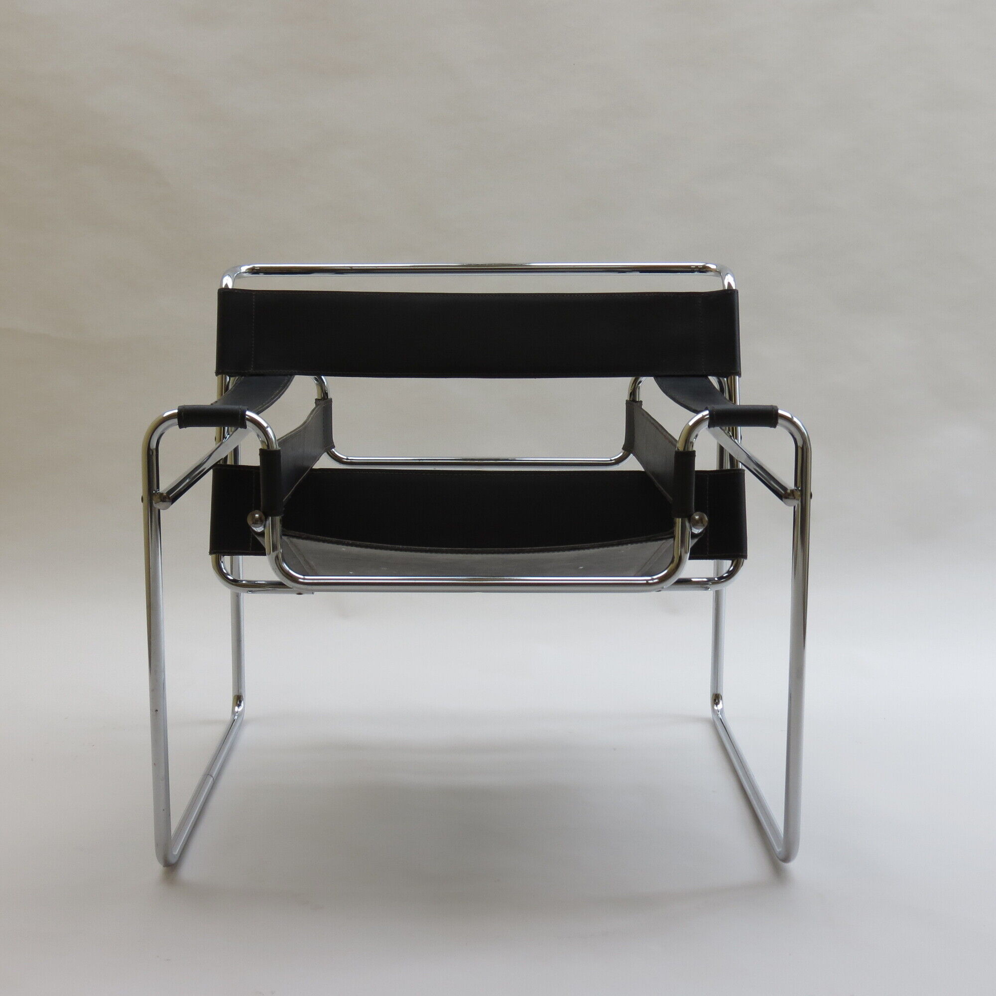 Wassily armchair by Marcel Breuer for Gavina 1960s B3