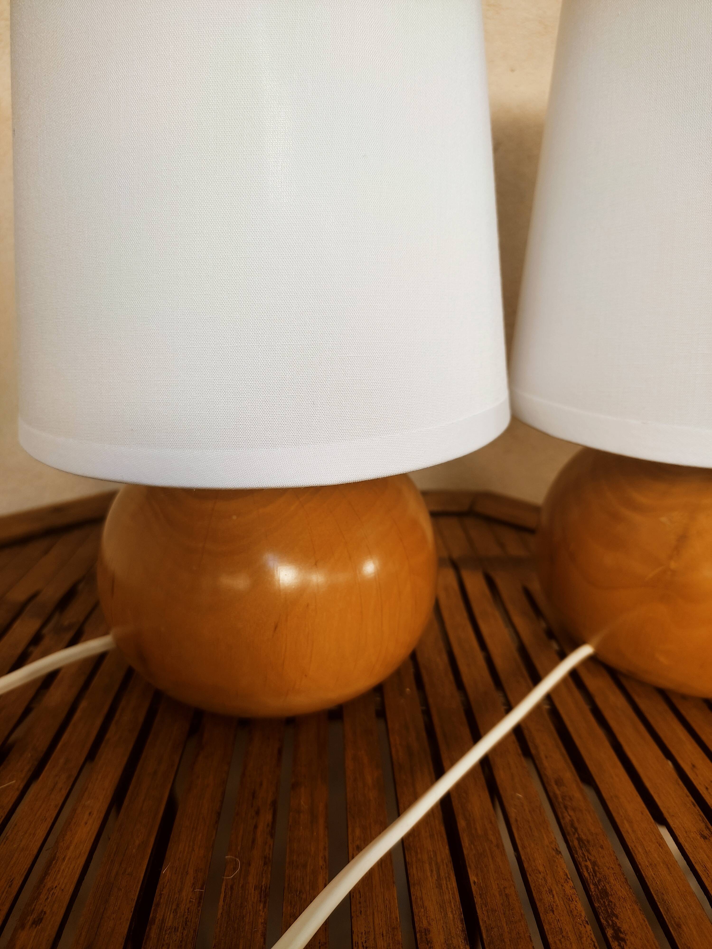 Duo of wooden ball lamps
