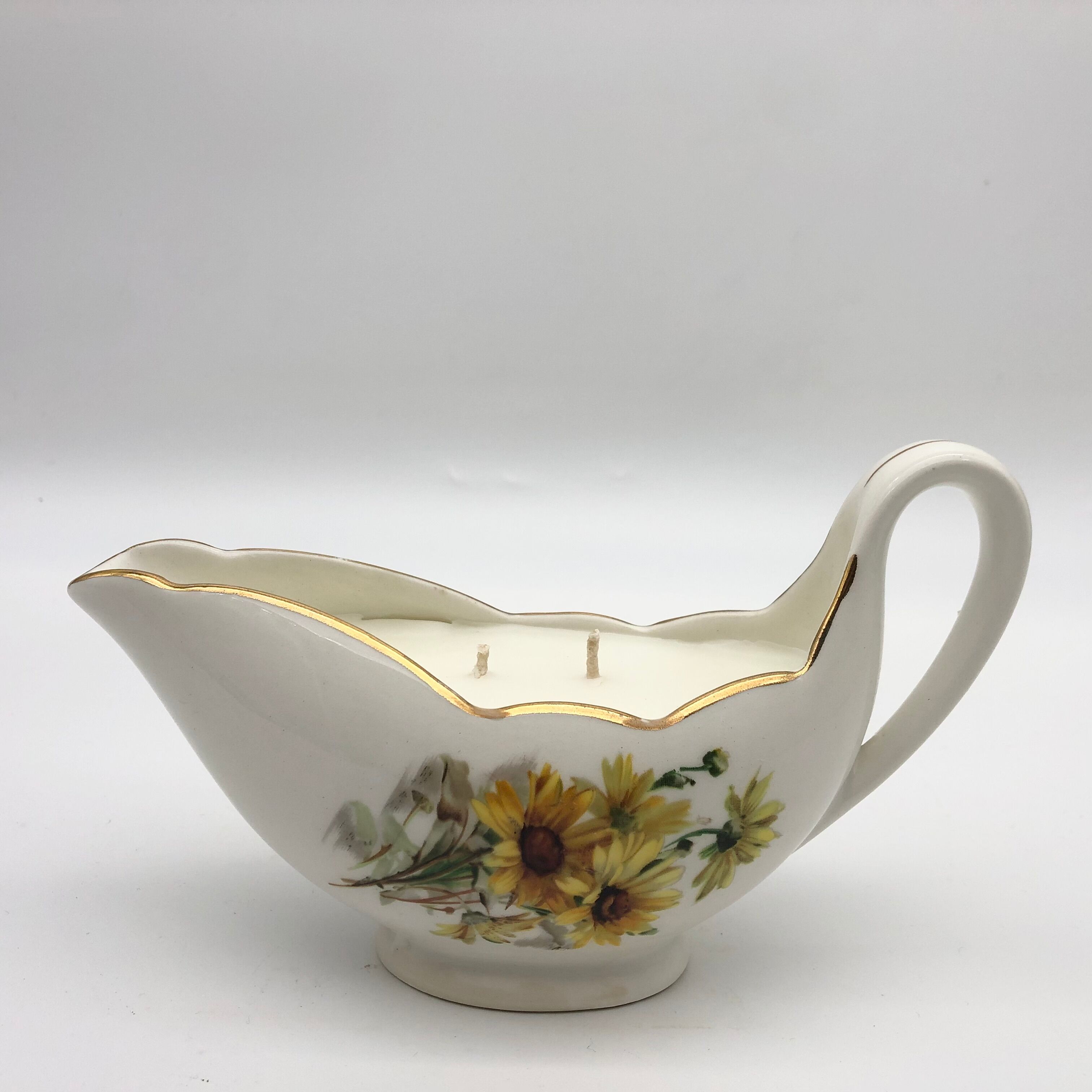 Candles "Saucière" for a shabby chic decoration