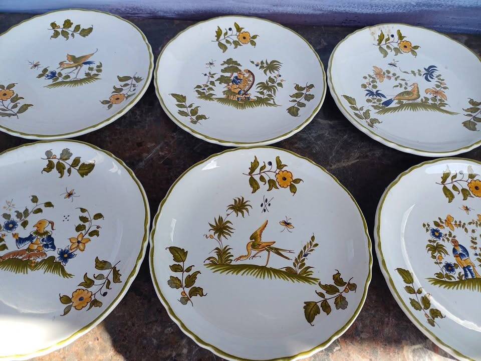 6 dessert plates, 18th century.