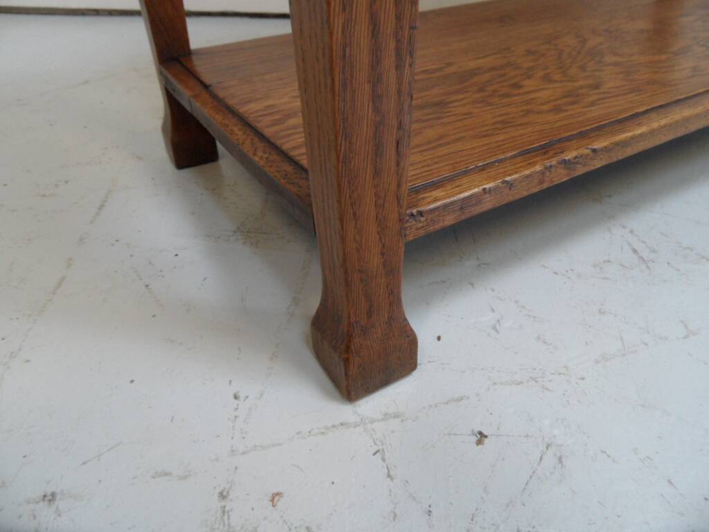 Antique oak sidetable