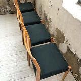 Set 4 green Scandinavian chairs