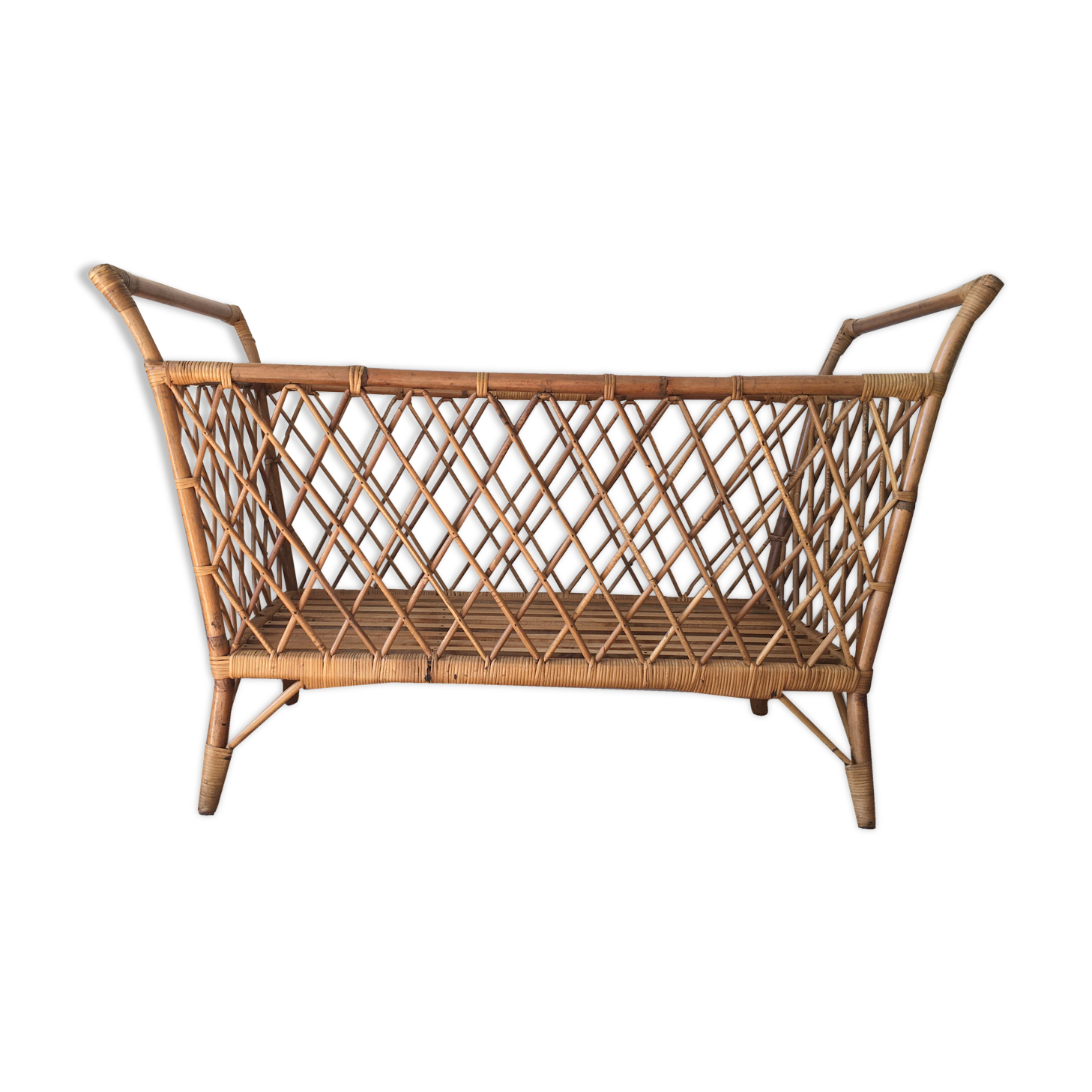 Rattan child bed
