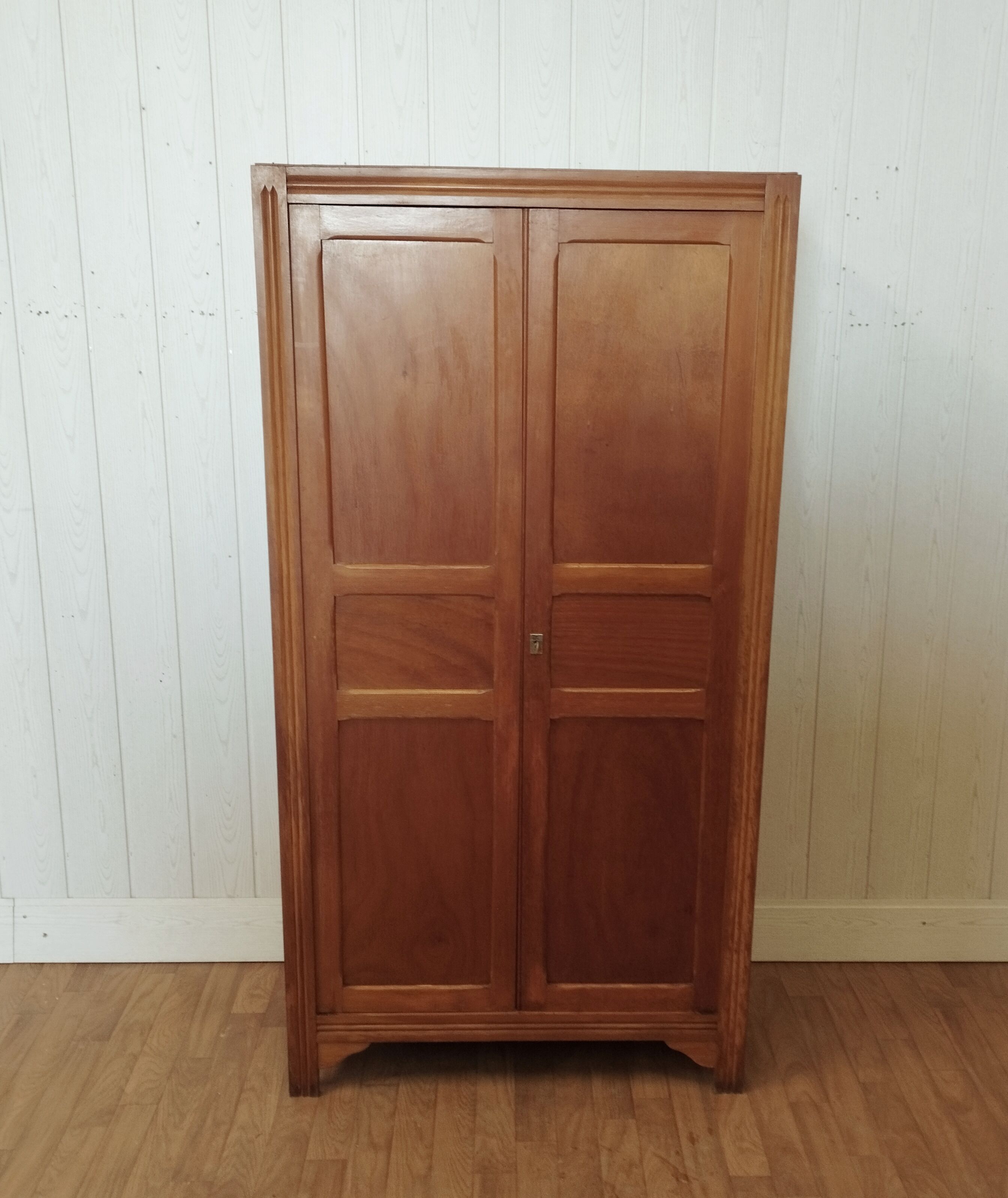 Vintage wardrobe Parisian style