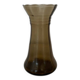 Vase en verre teinté brun