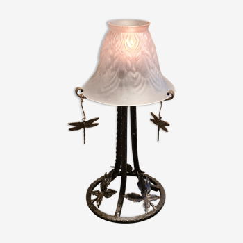 Lampe art nouveau fer forgé et tulipe verre opaque moulé  28x15