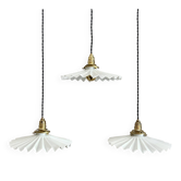 trio de suspensions en opaline crénelée