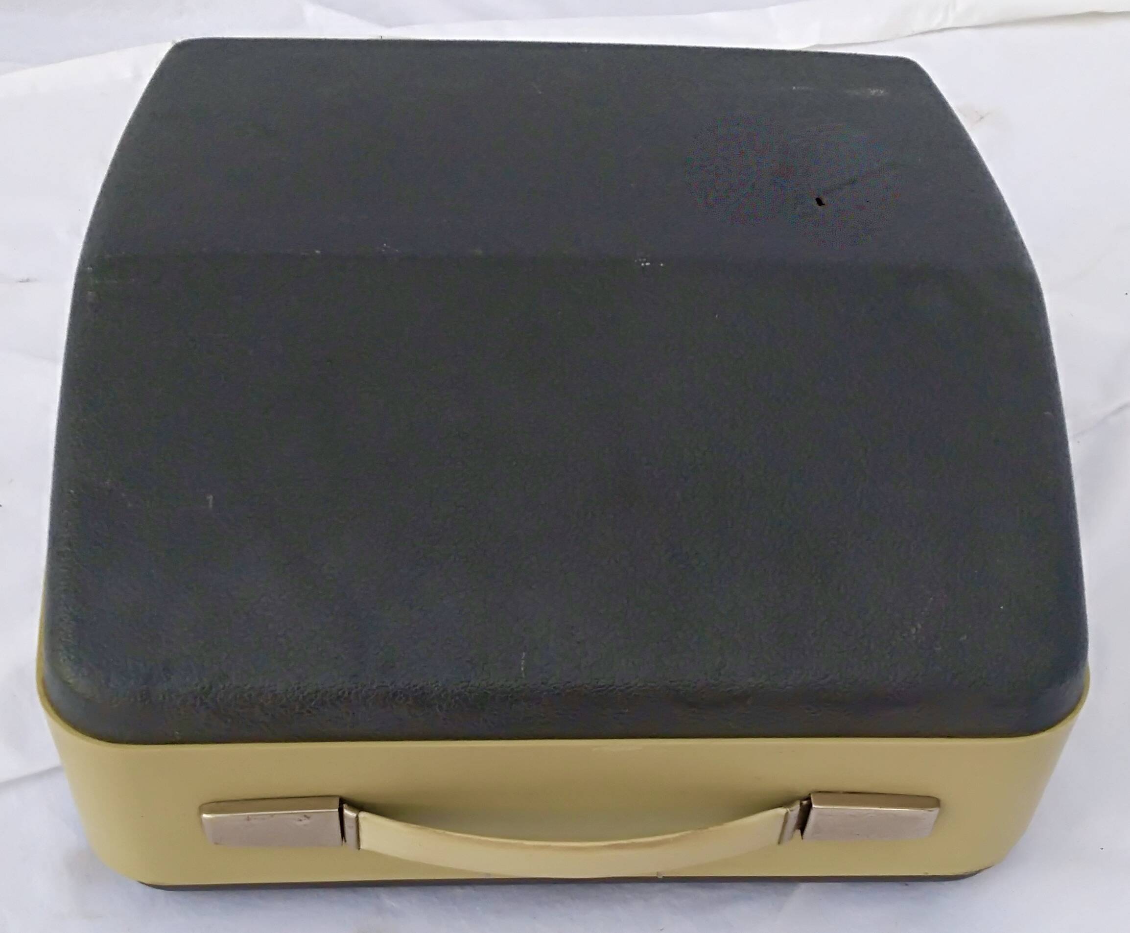 Adler Gabriele 20 portable typewriter 50s/60s