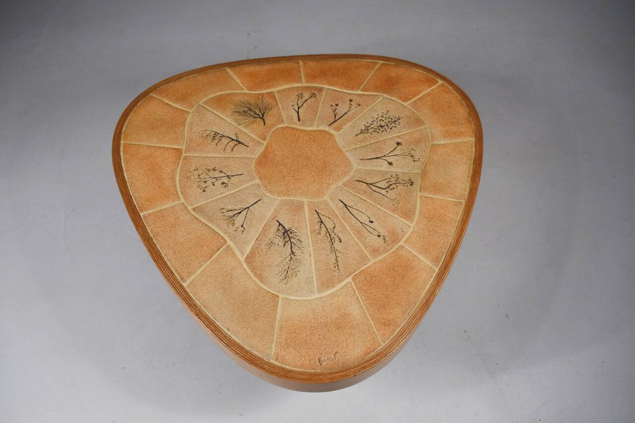 Table basse en céramique. Millésime - Années 60