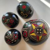 Set of 4 coconut ramekins