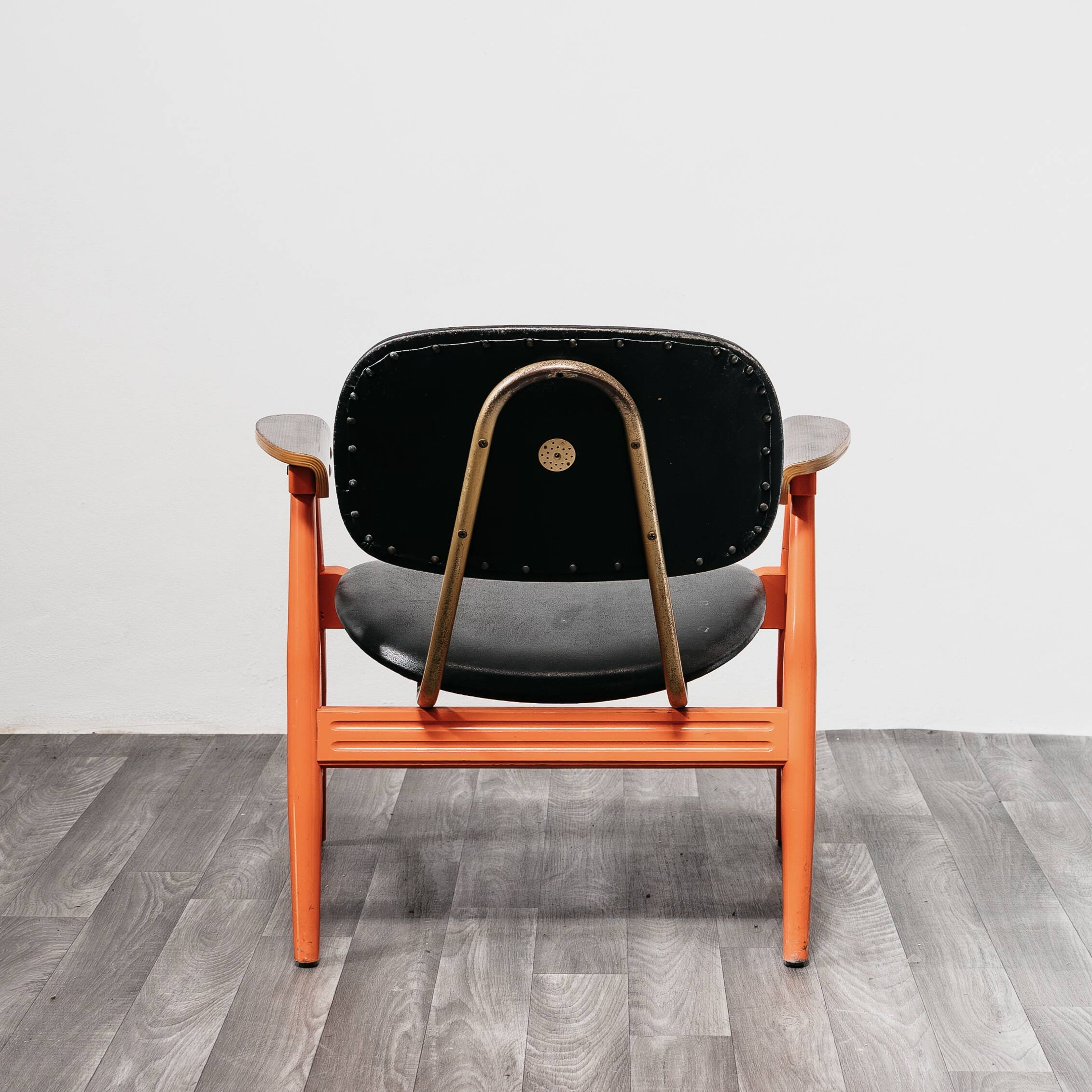 Set of 2 Armchairs and Table from the 1970s Designed by Marco Zanuso for Poltronova