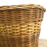 Large rattan planter