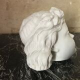 Child's head in biscuit