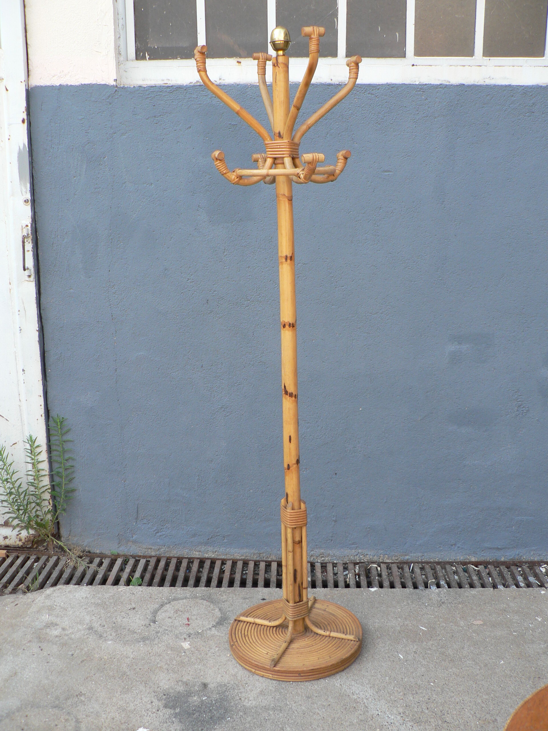 Parrot rattan vintage coat rack
