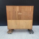 Cabinet with Secretary