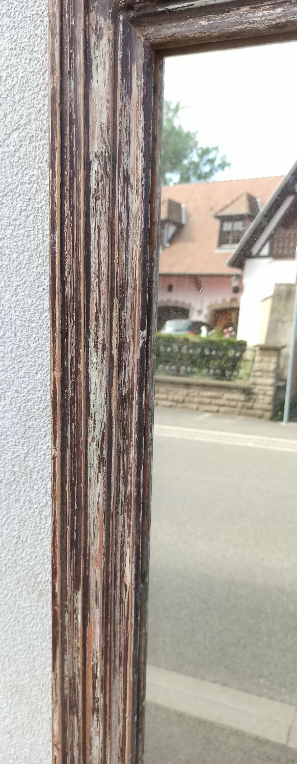 Rectangular mirror in old wood