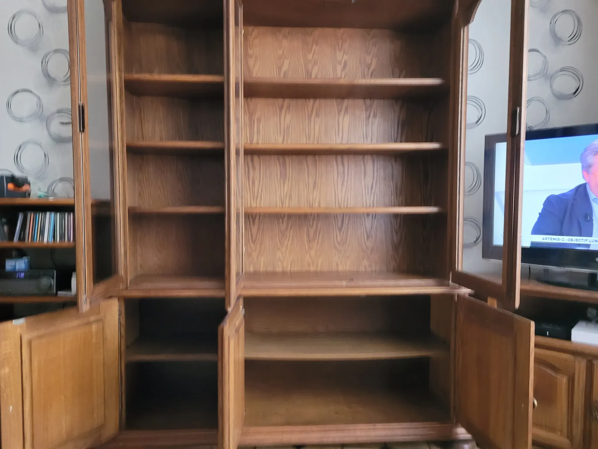 Bibliothèque en chêne massif 2 corps (vitrine + bas) - Très bon état