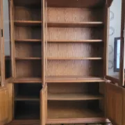 Bibliothèque en chêne massif 2 corps (vitrine + bas) - Très bon état