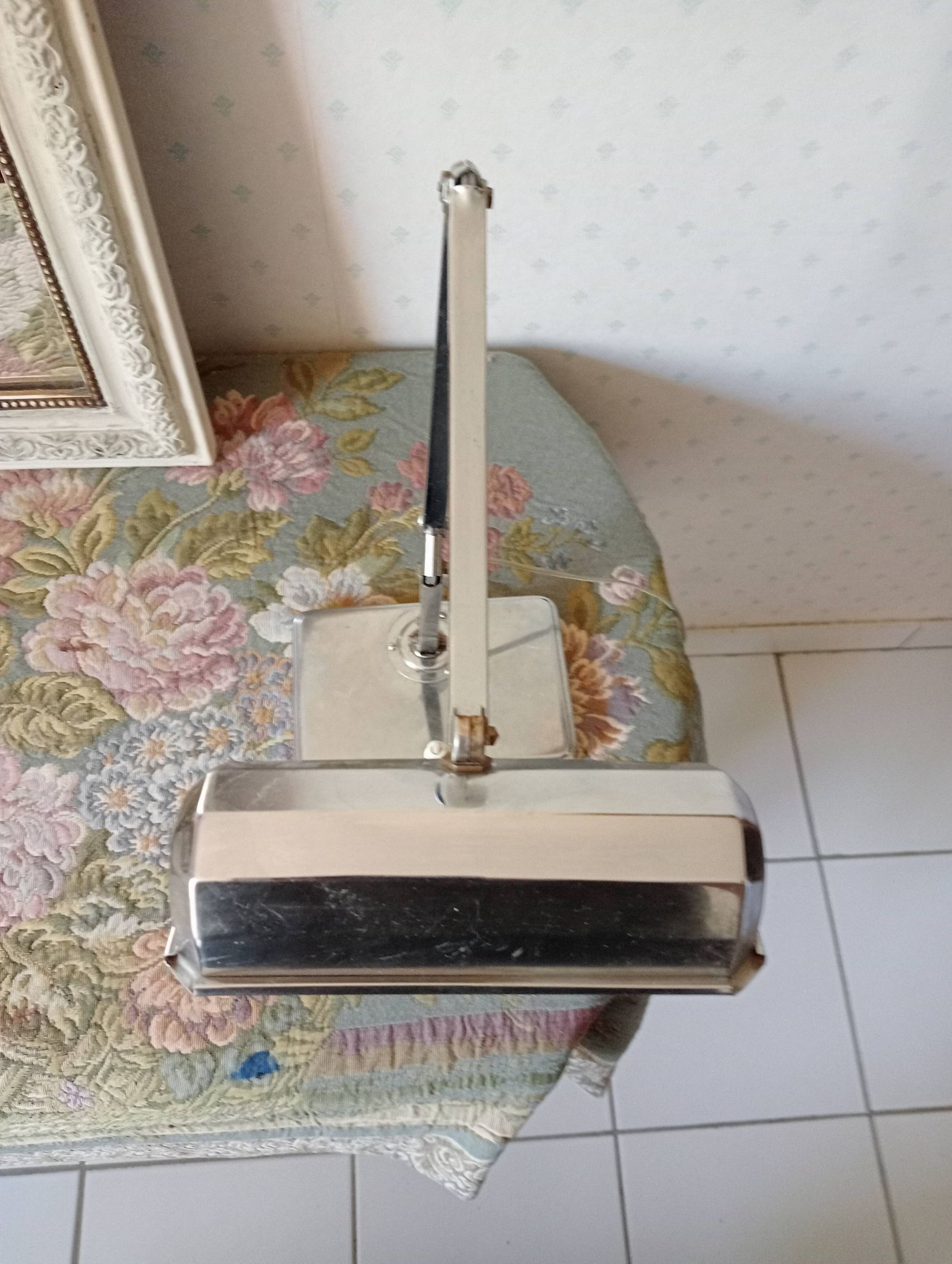 1940s desk lamp, late Art Deco style
