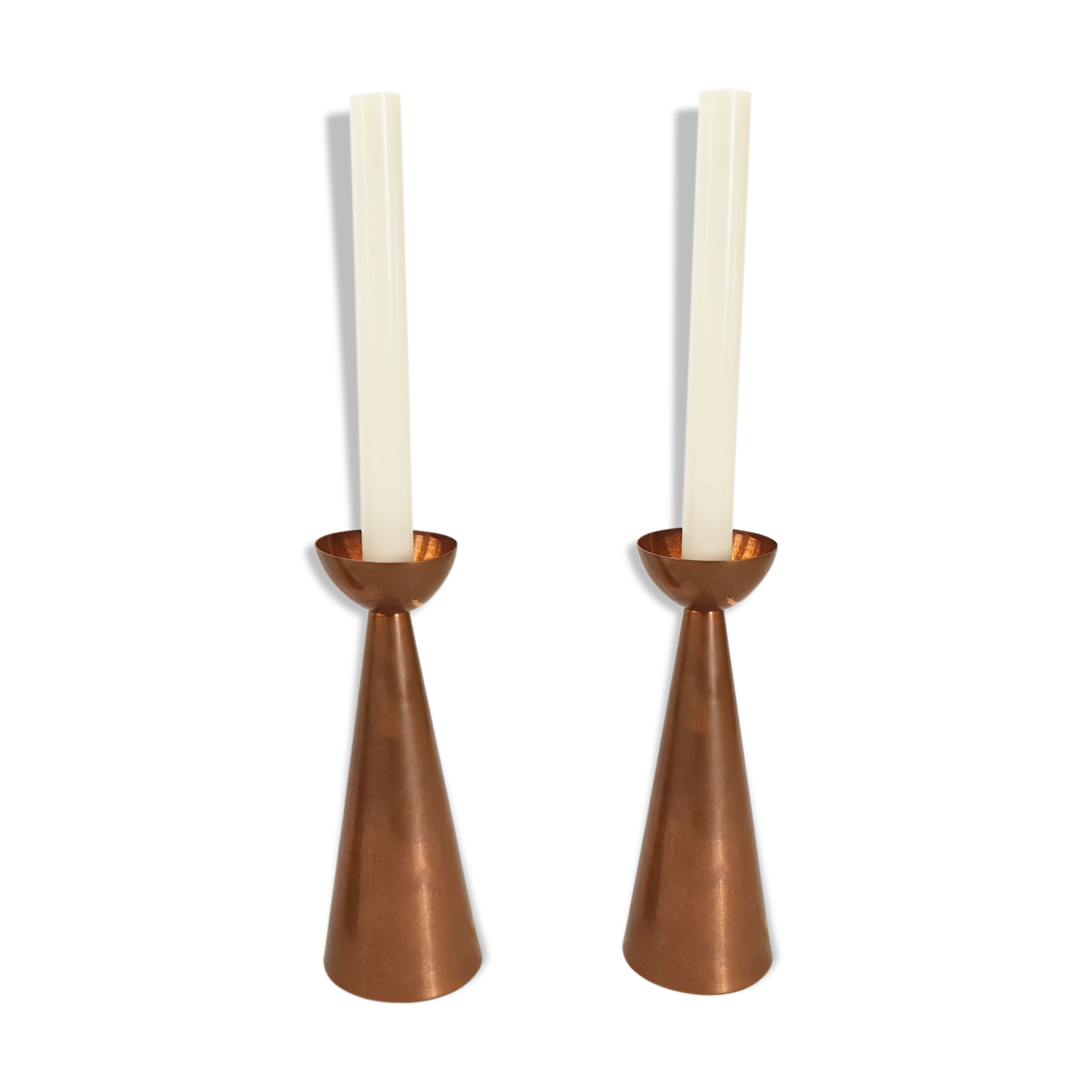 Pair of 1960 lamps signed M.D