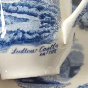 Lot de tasses et soucoupes vintage