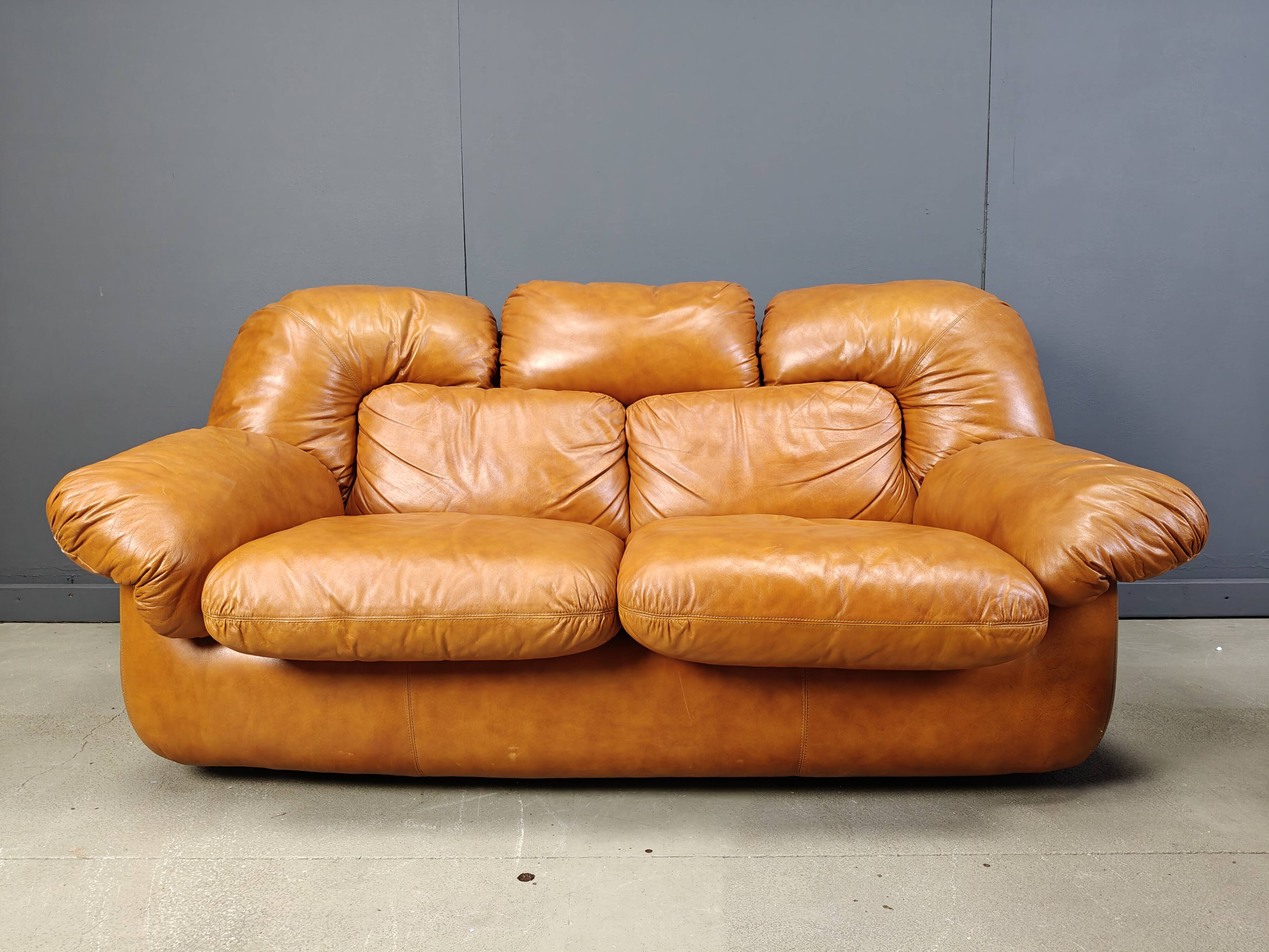 Mid century Italian leather sofa set by Ercole Biella for Grappeggia, 1970s