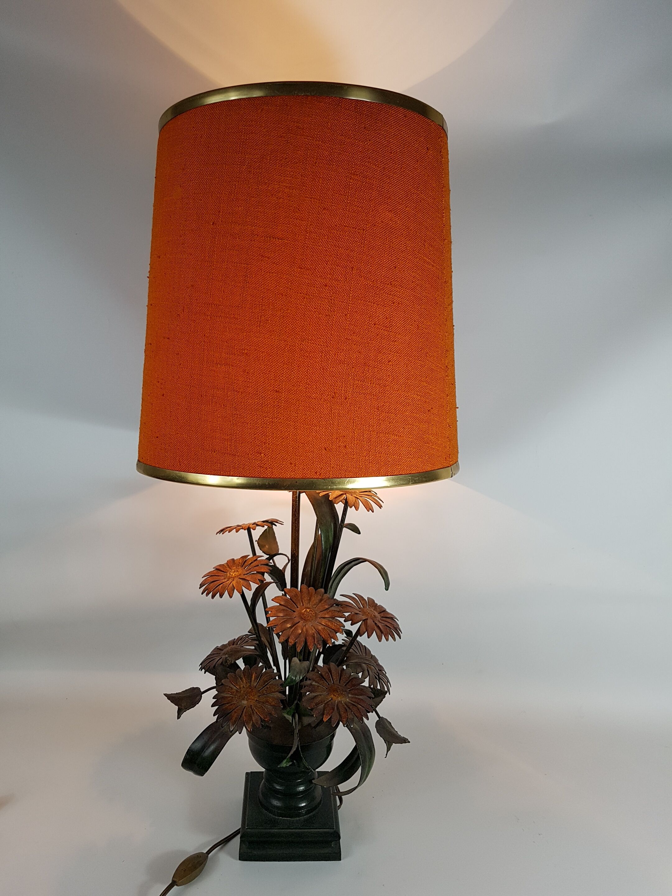 Lamp deco marguerittes metal Vintage 70s