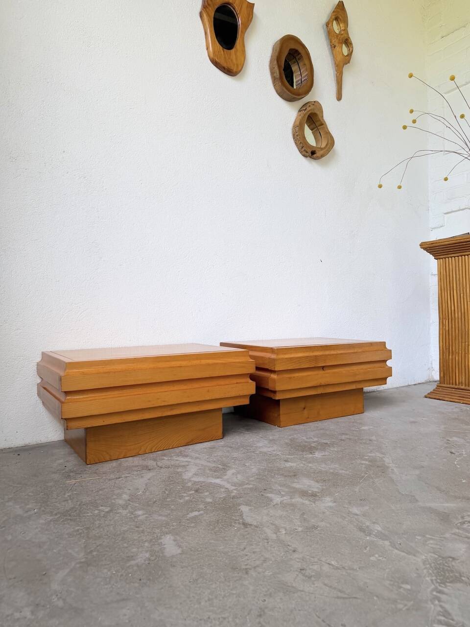 Paire de chevets en orme Maison Regain