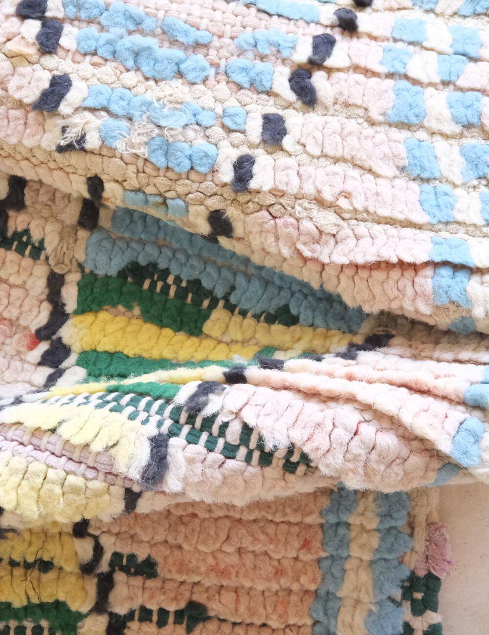 Vintage Berber Runner Rug - 322 x 84 cm