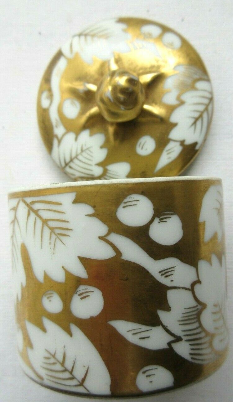 Cream pot, white porcelain and gold, Vine leaves, Limoges Depierrefiche