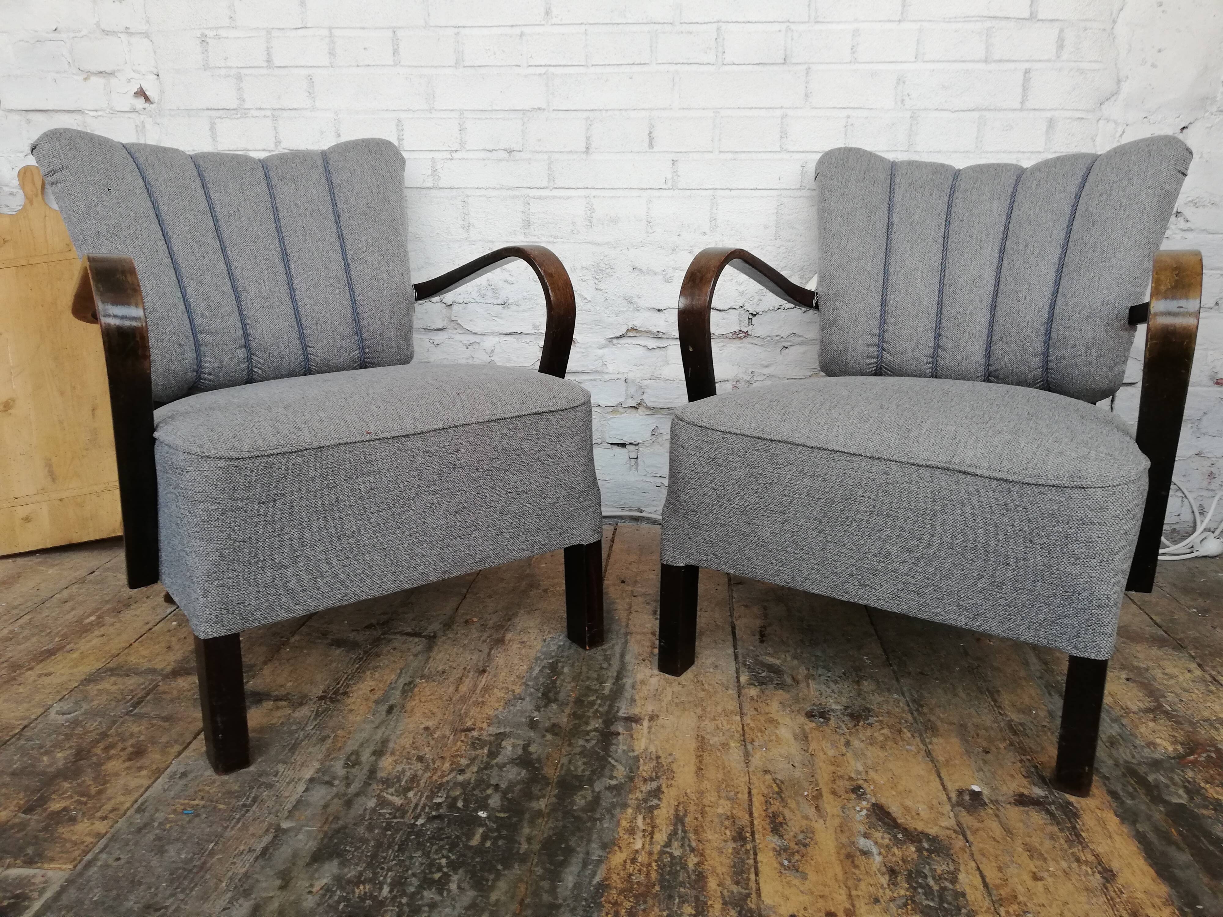 Pair of Halabala cocktail armchair, Czech, 1940