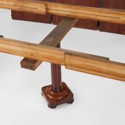 Extendable Antique English Dining Table in Victorian style, ca. 1830