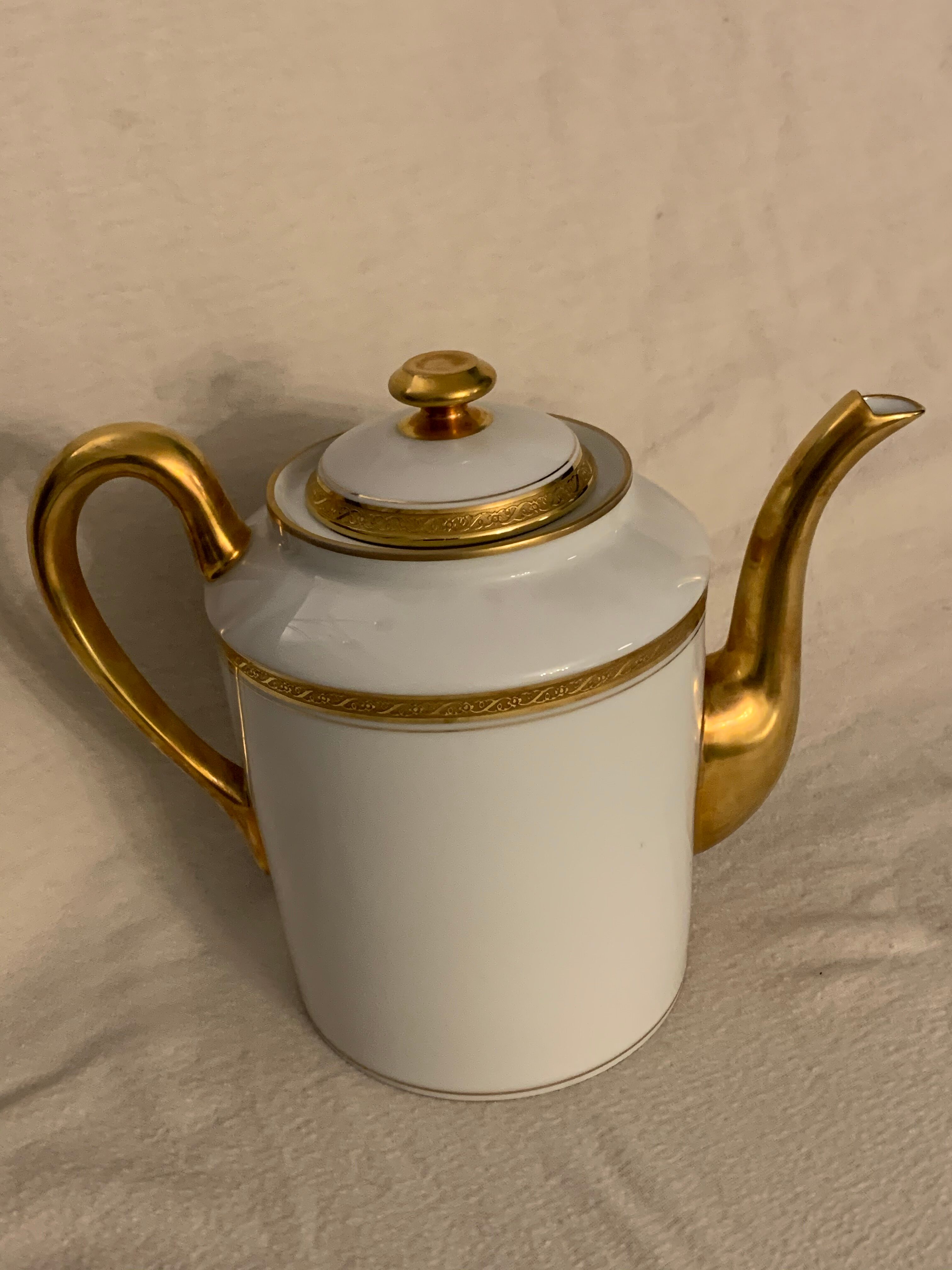 Pourer, teapot or coffee maker, and milk pot Jammet Seignolles Limoges