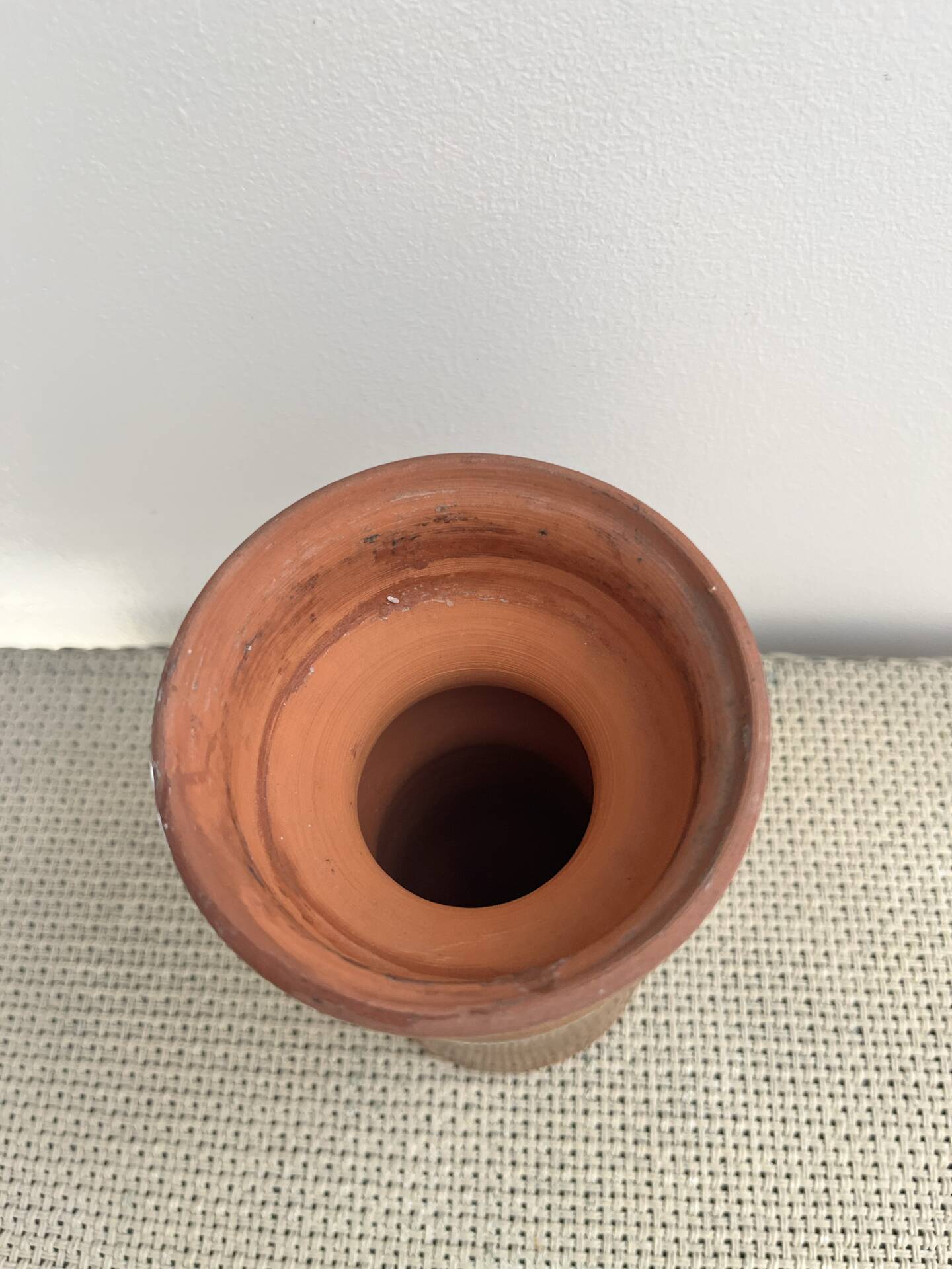 Vase en terre cuite vernissée