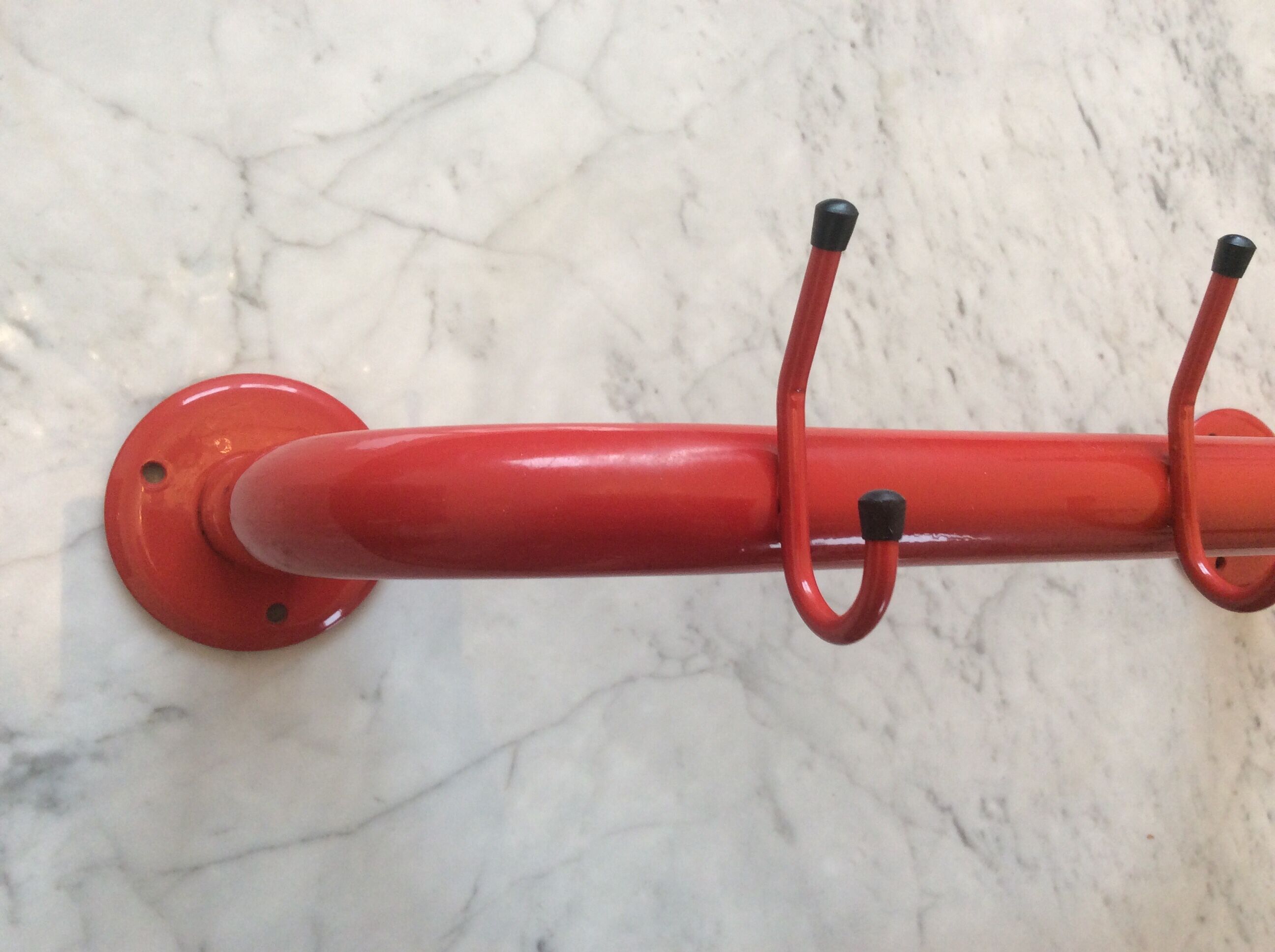 Vintage coat rack 70-80 red metal