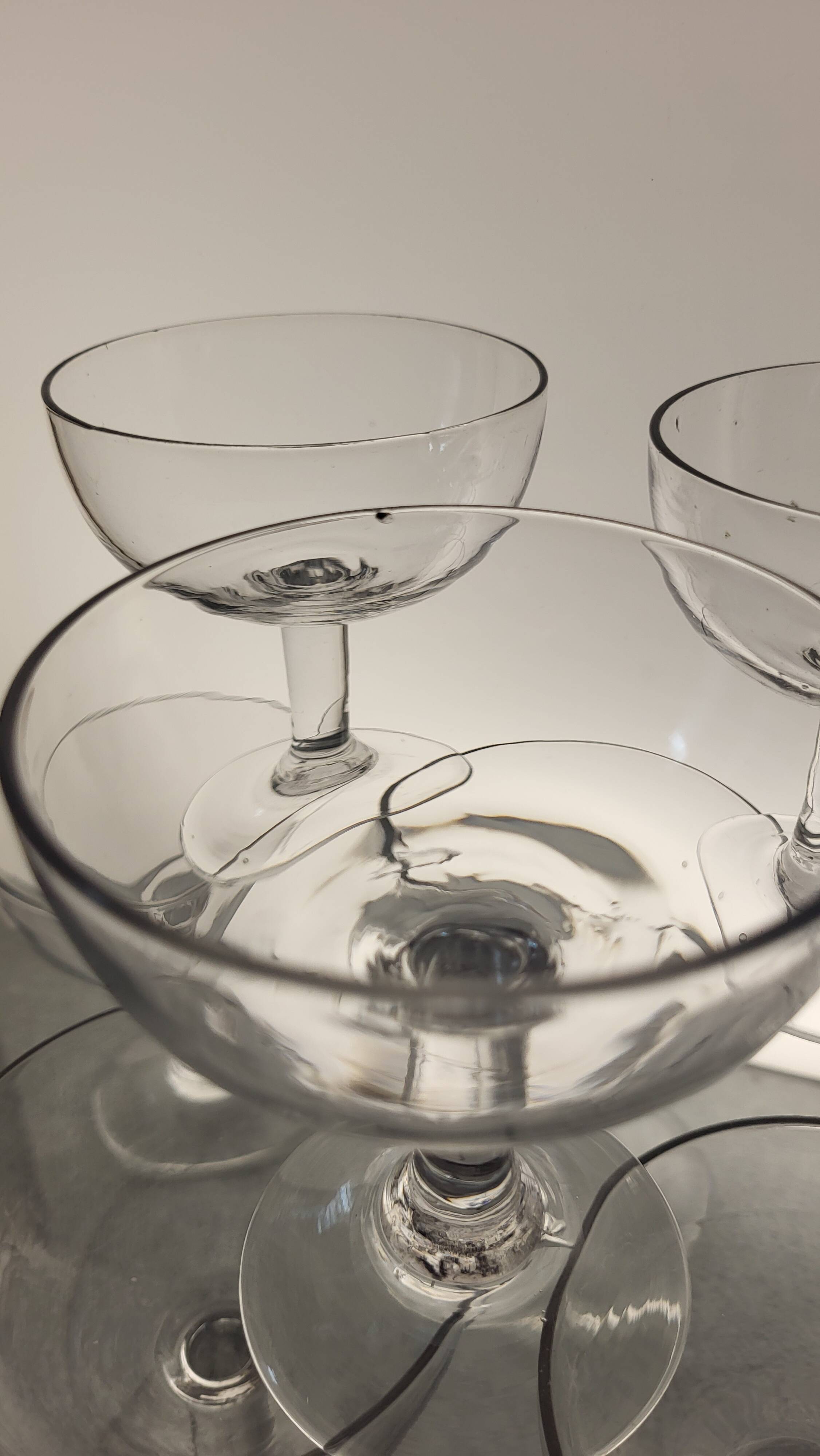 8 blown glass champagne glasses