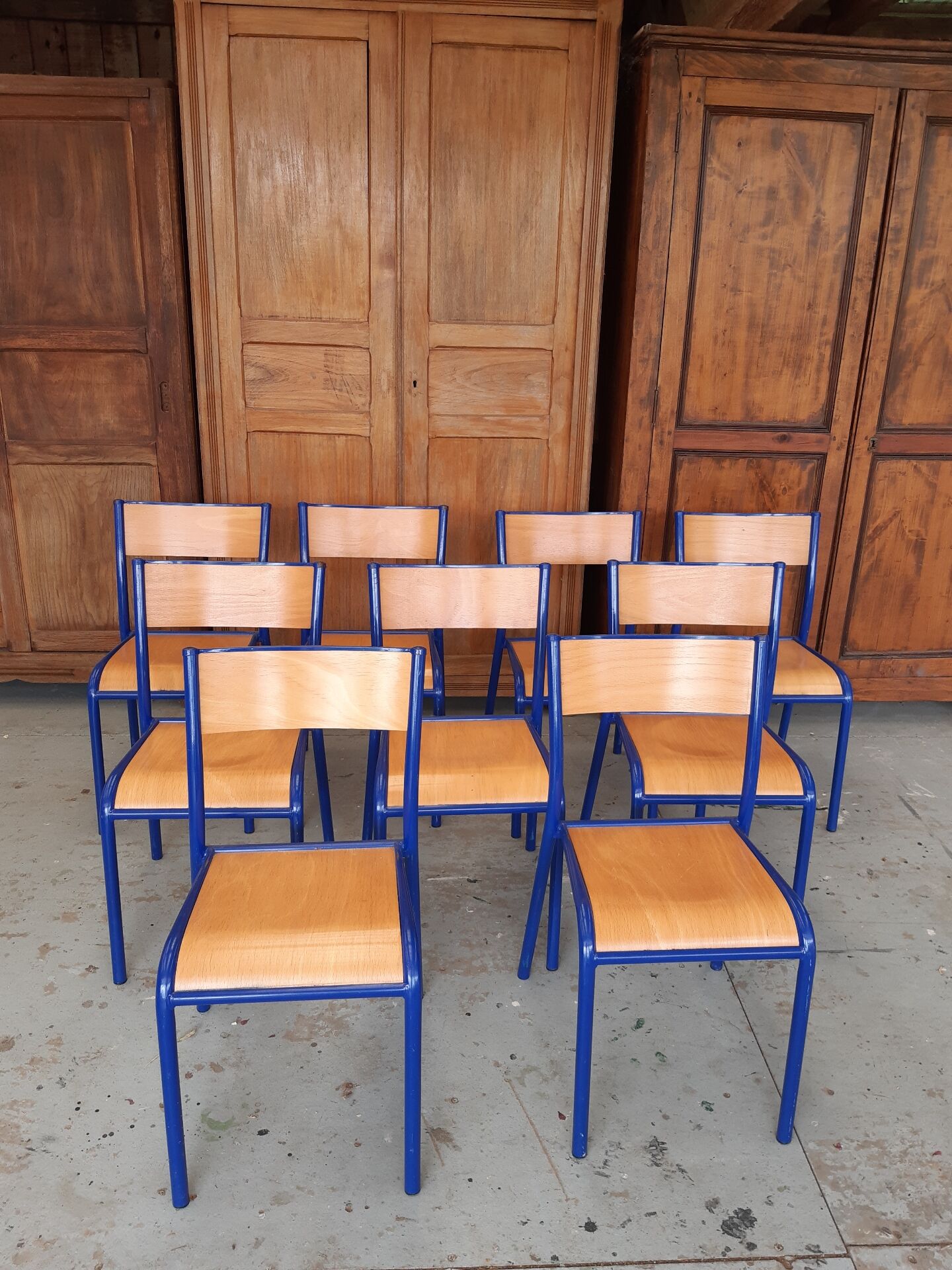 9 chaises Mulca