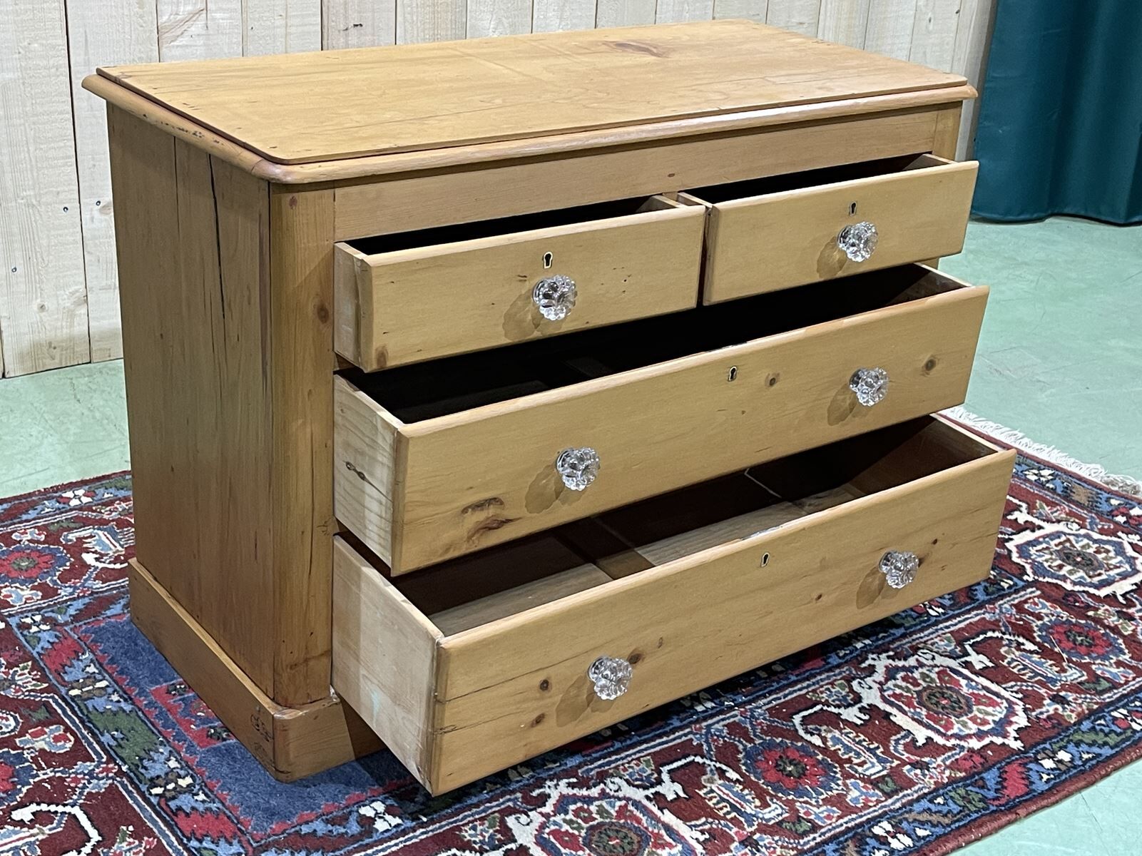 English chest of drawers in fir - early XXth