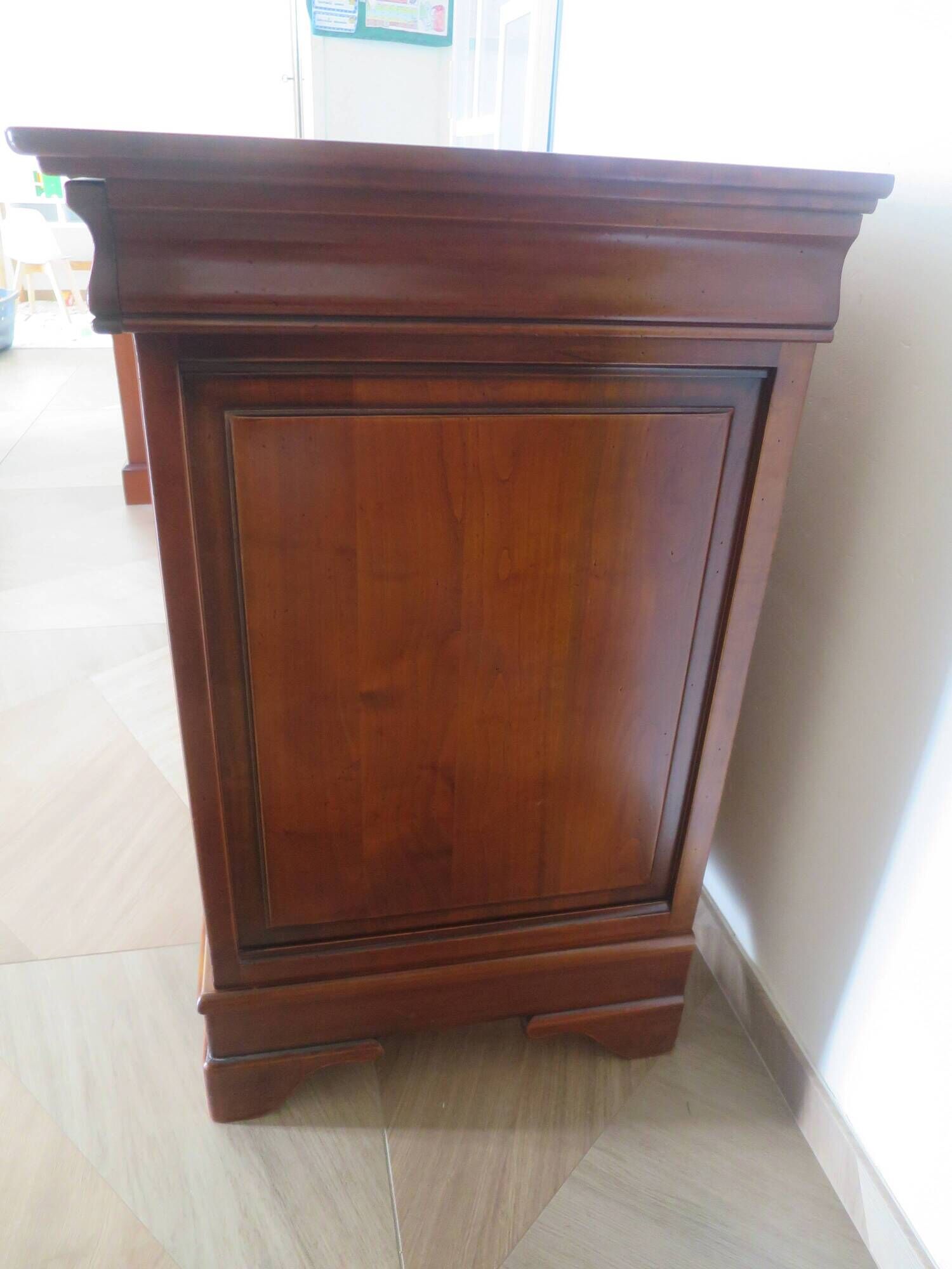 large curved chest of drawers - solid wood - cherry - 4 drawers - Louis Philippe