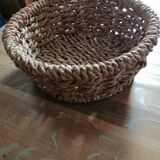 Woven round basket
