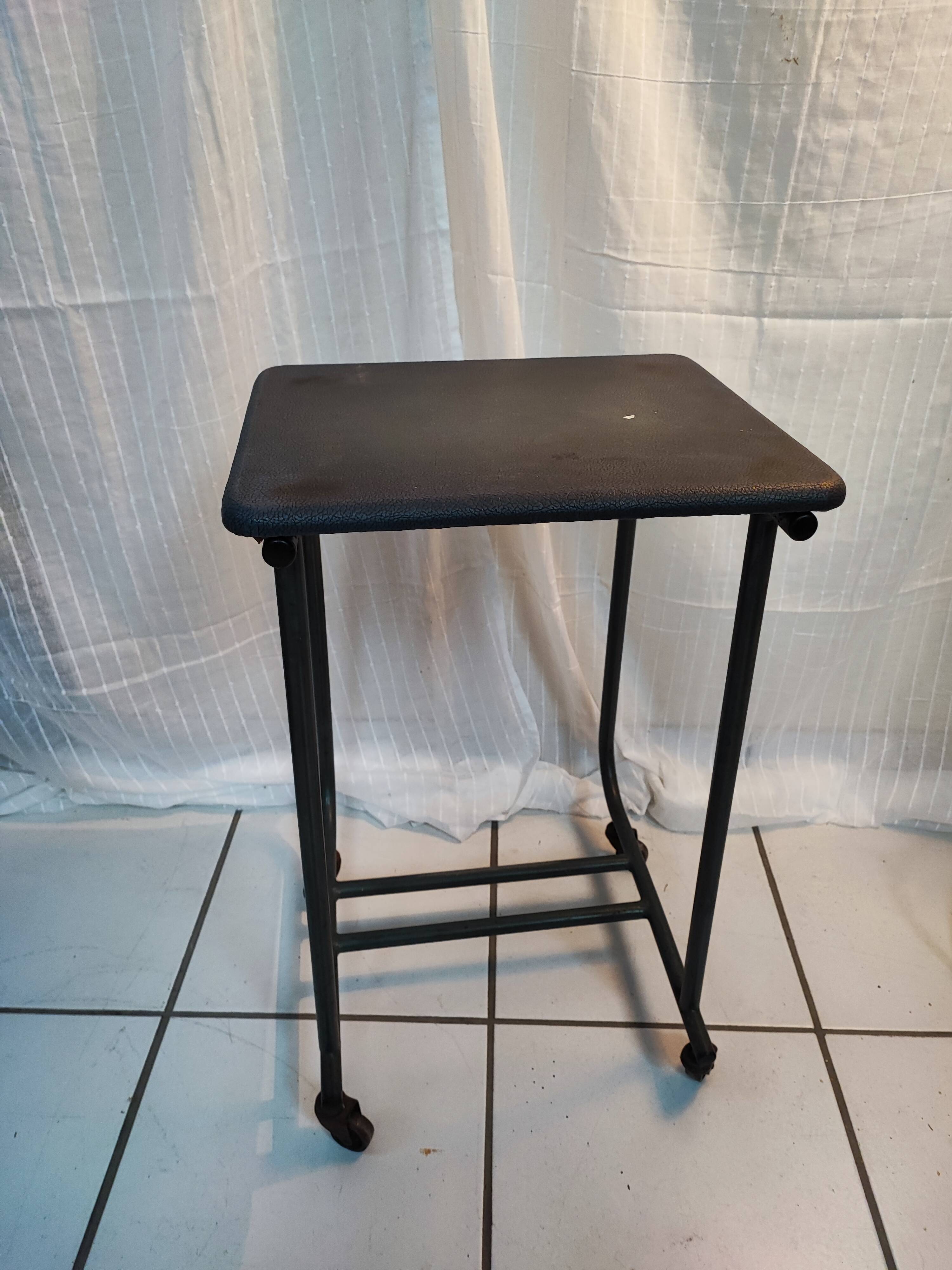 Desserte table de chevet industriel