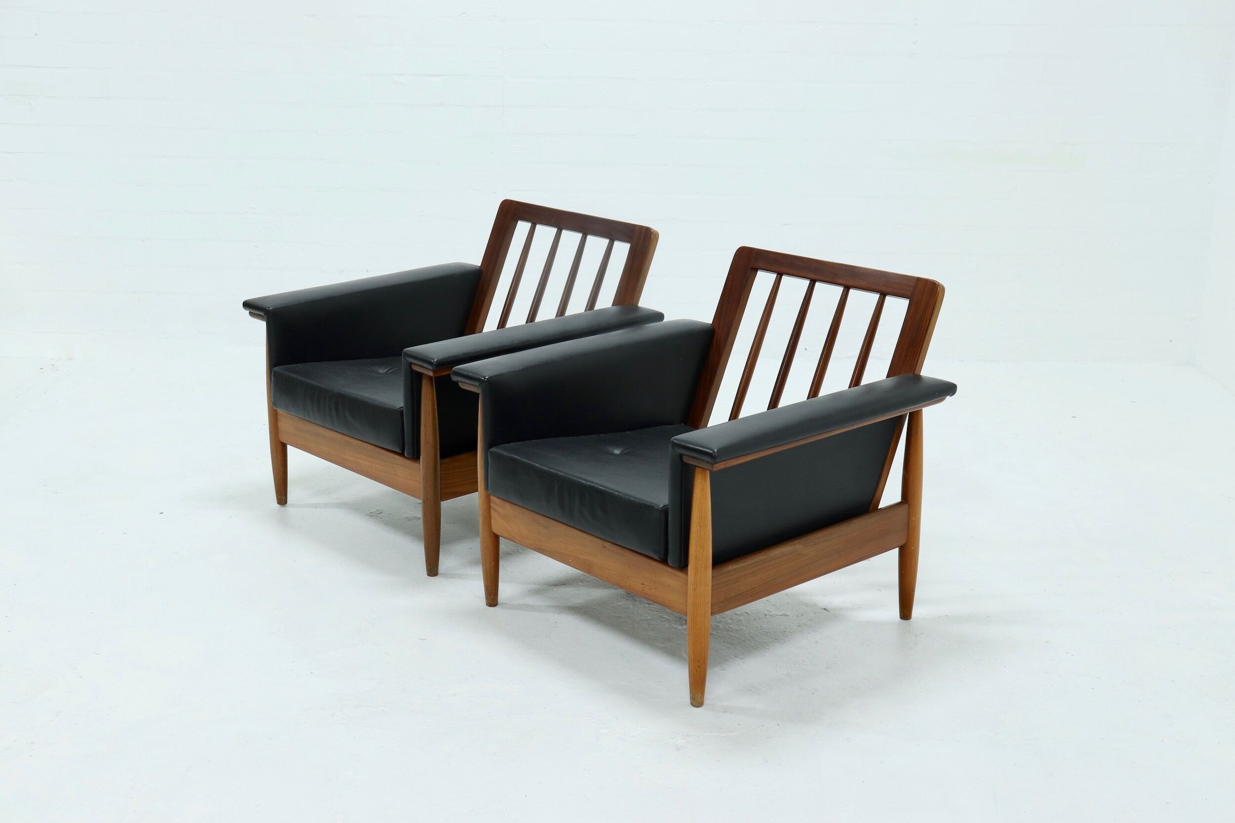 Paire de fauteuils scandinave 1960