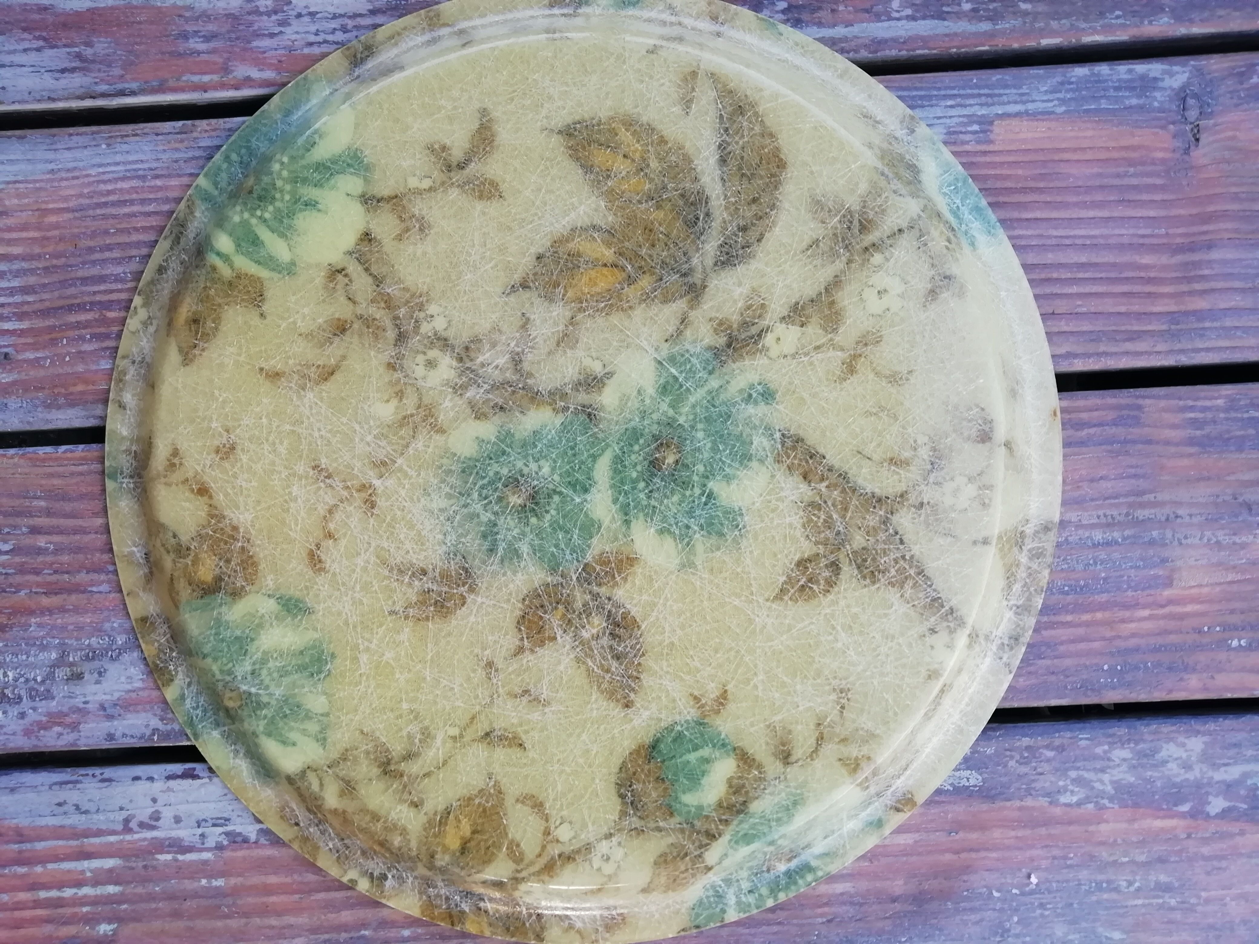 Plateau rond en fibre de verre