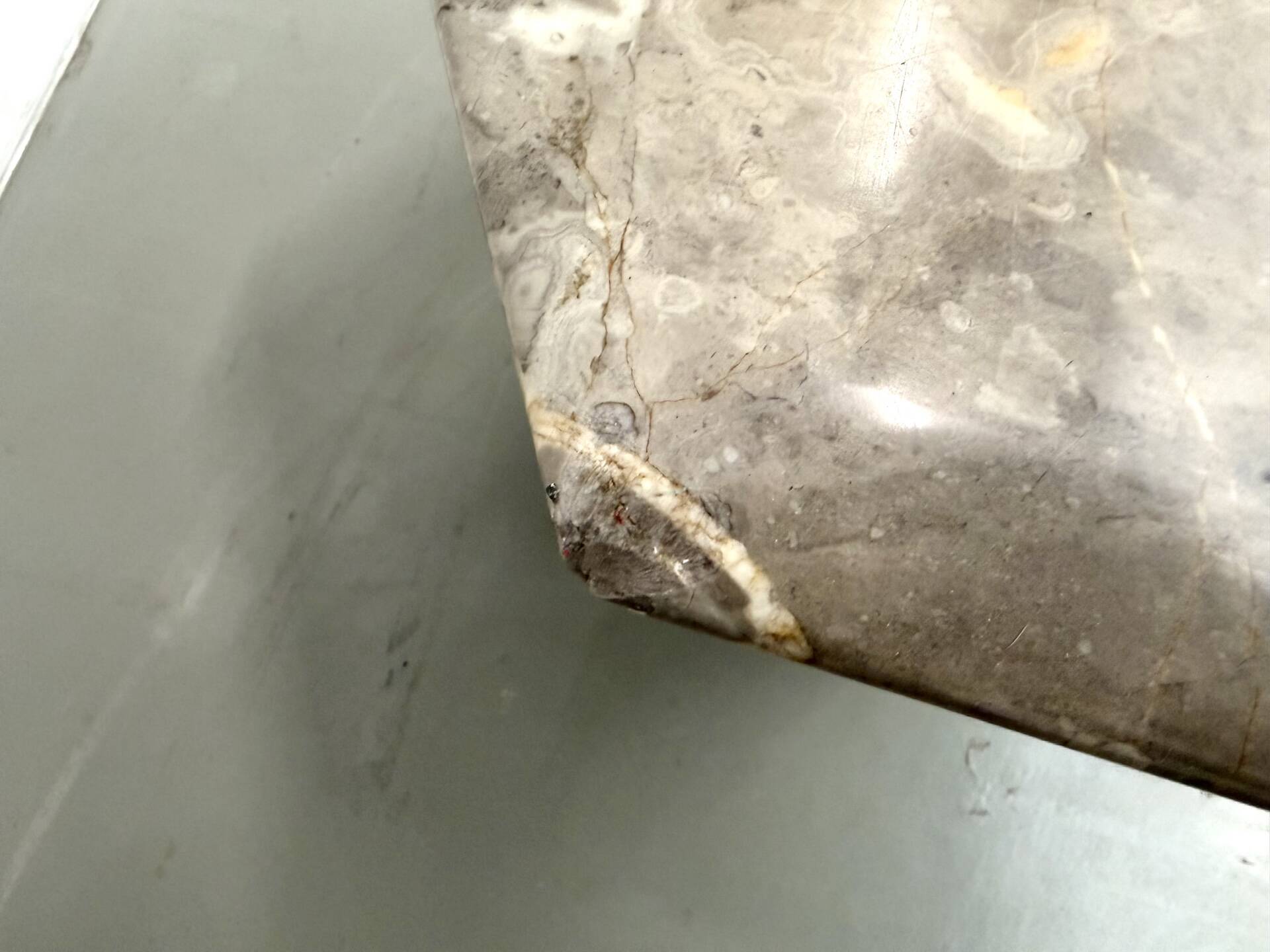 Pair of Italian marble coffee tables, circa 1970.