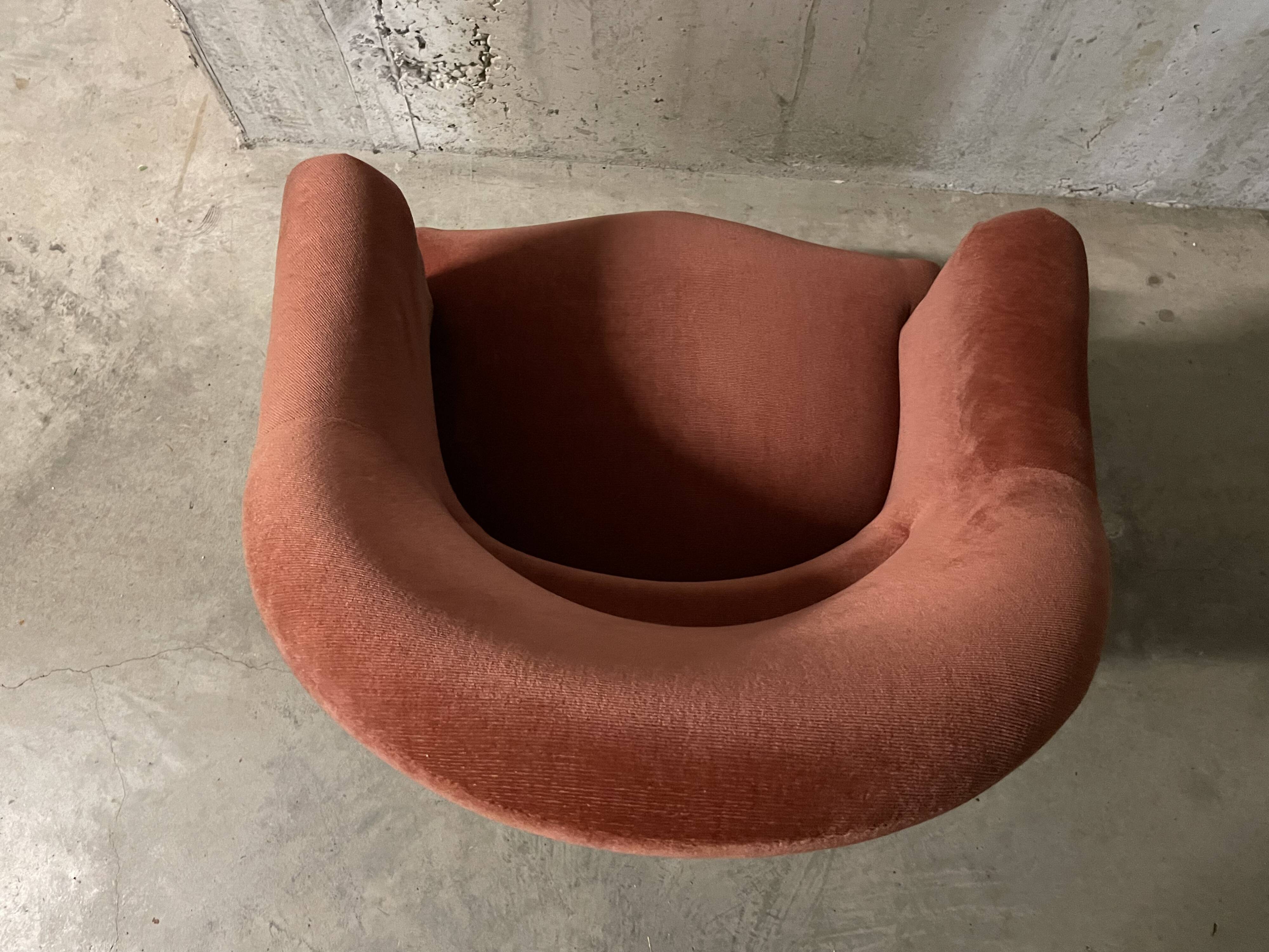 Toad armchair