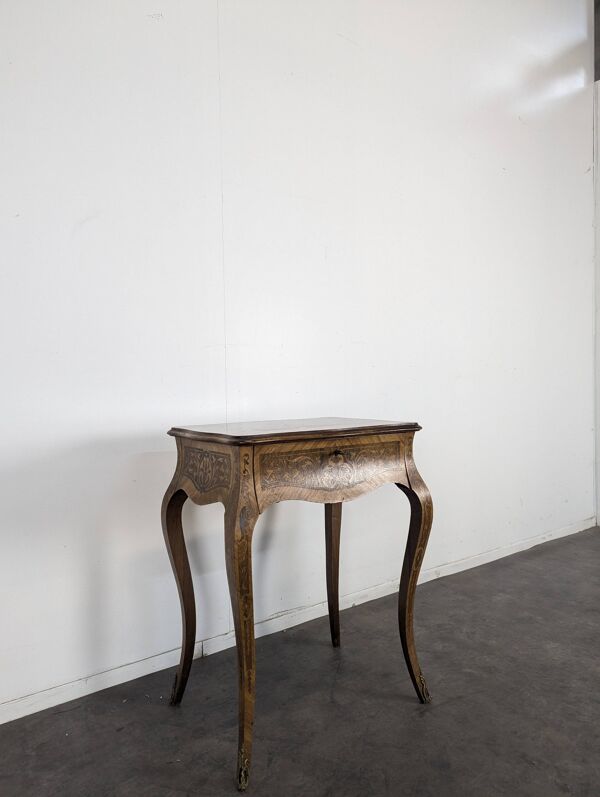 Table travailleuse en marqueterie de bois de rose