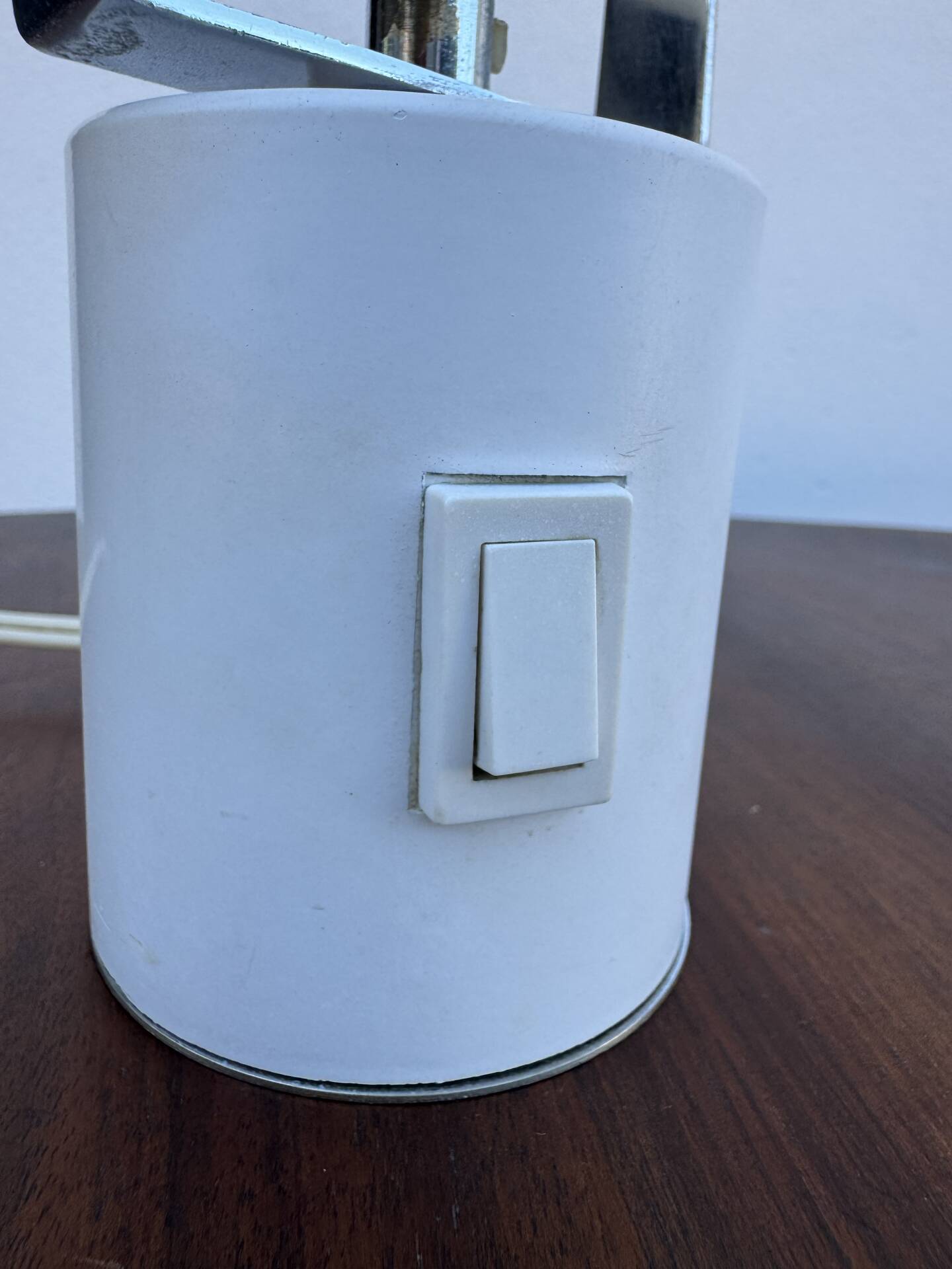 Small Space Age lamp from the 70s.