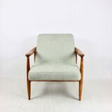 Vintage armchair GFM 300-202 design J.Kedziorek Loft 70s vintage light green