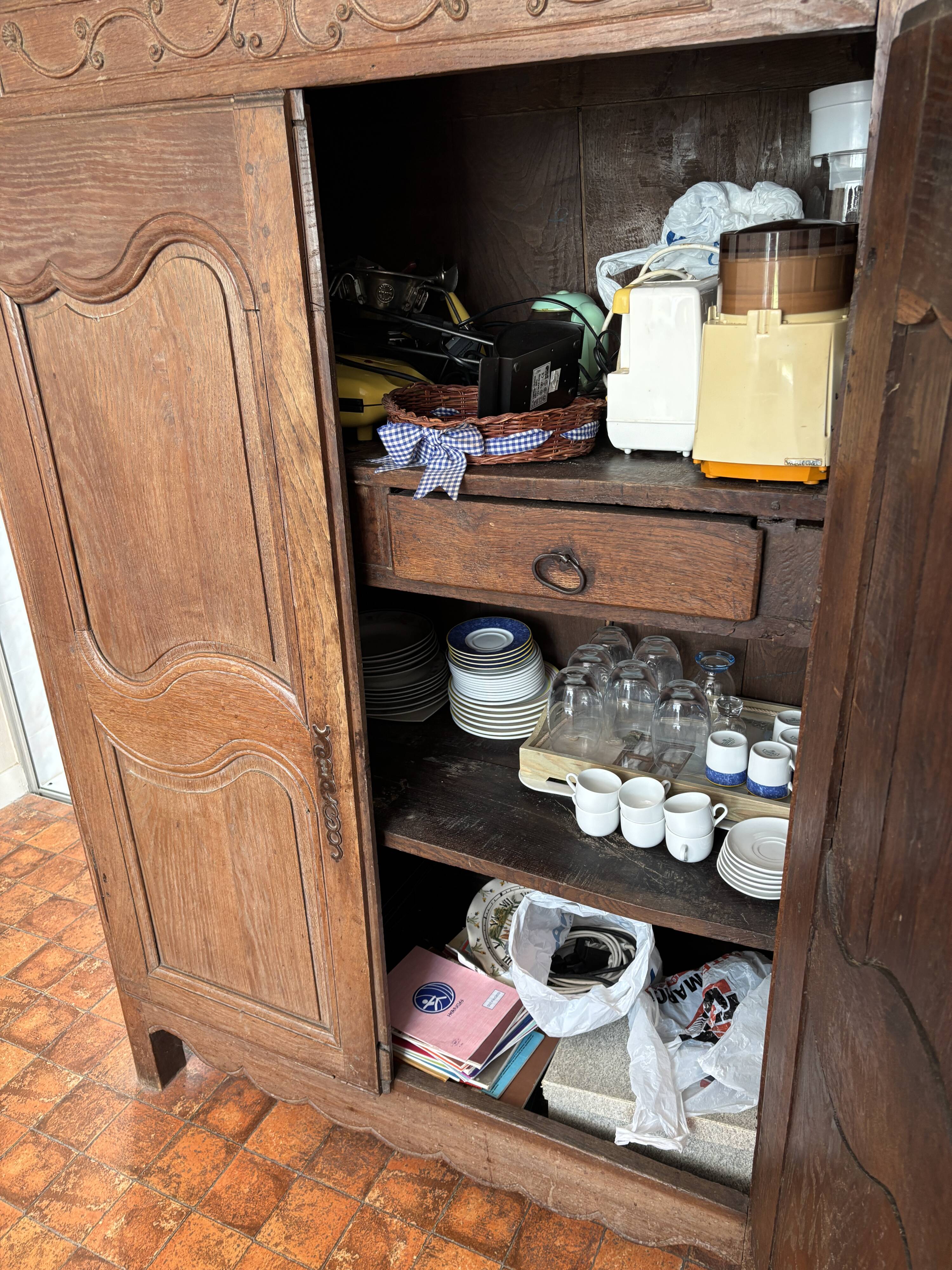Antique carved wooden wardrobe – 2 doors – Molded cornice